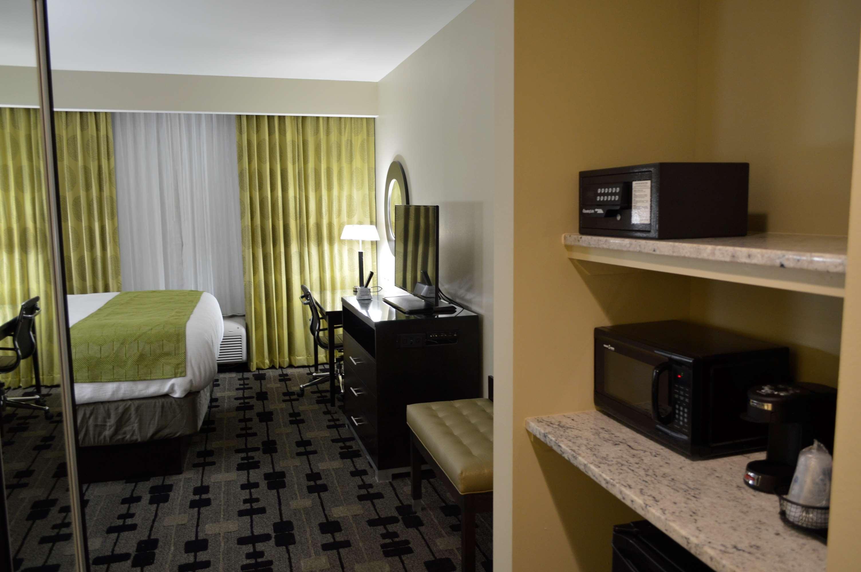 Best Western Plus University Inn Hattiesburg Luaran gambar
