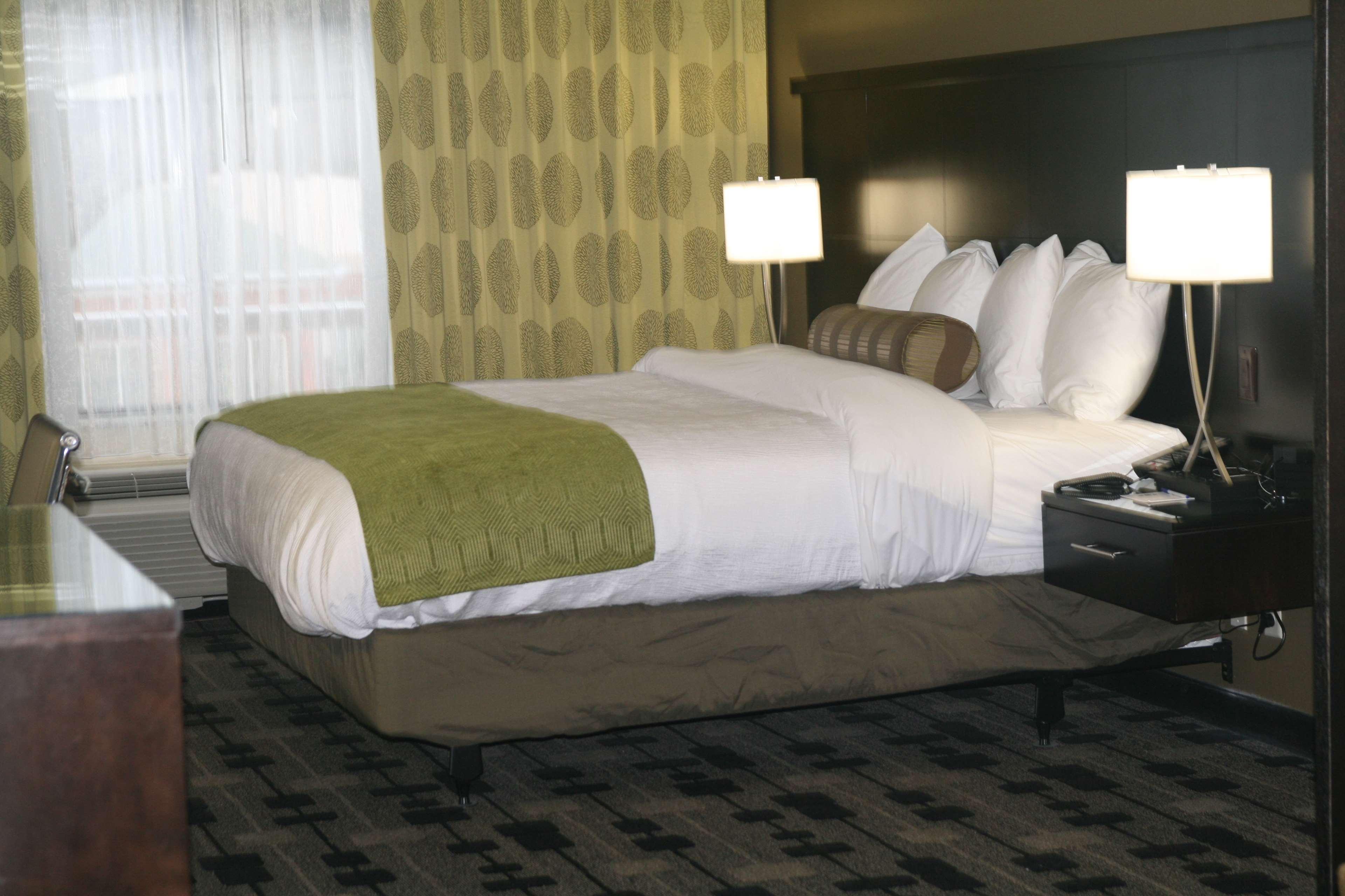 Best Western Plus University Inn Hattiesburg Luaran gambar